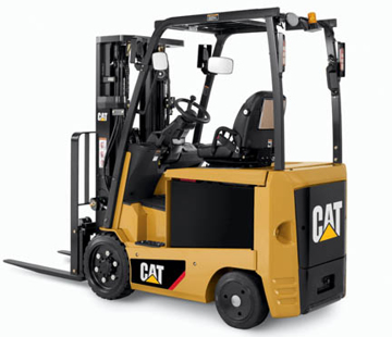 Full View of a CAT EC22N2 Electric Forklift